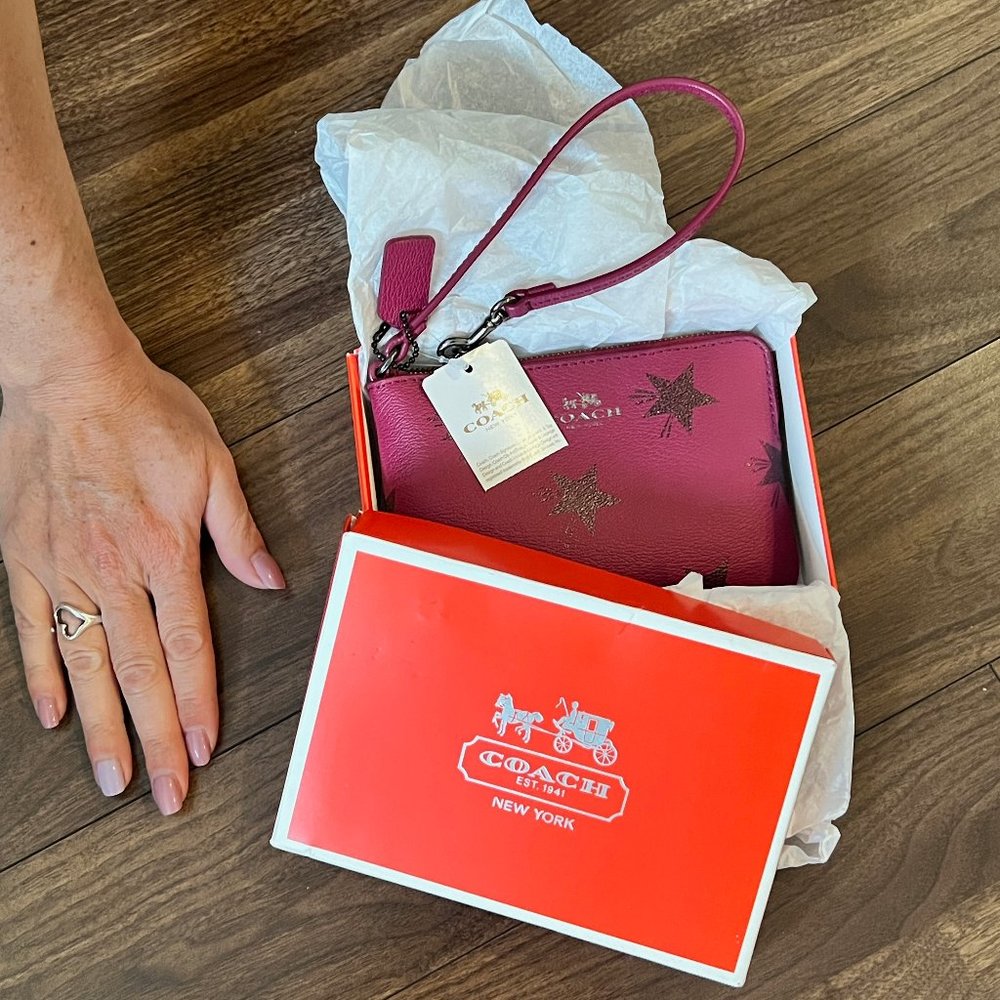 NWT Coach Wristlet - Stars